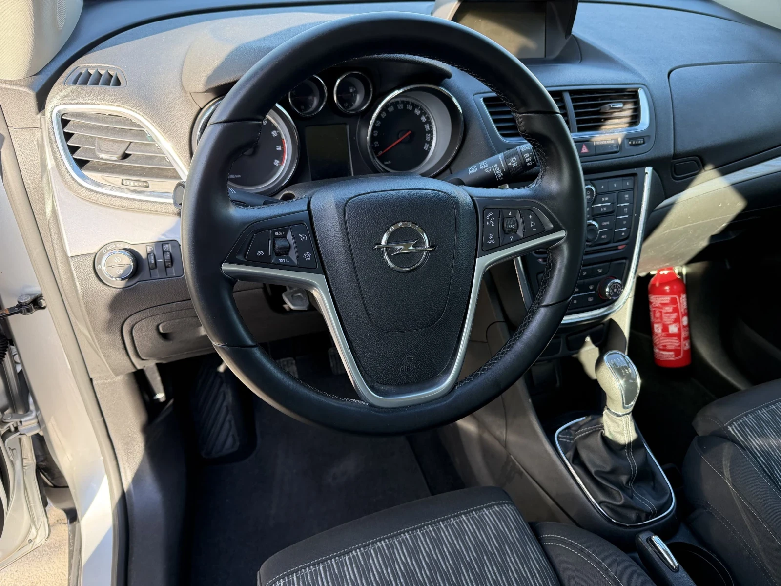 Opel Mokka 1.4 Turbo Edition ecoFlex, снимка 8 - Автомобили и джипове - 54009122