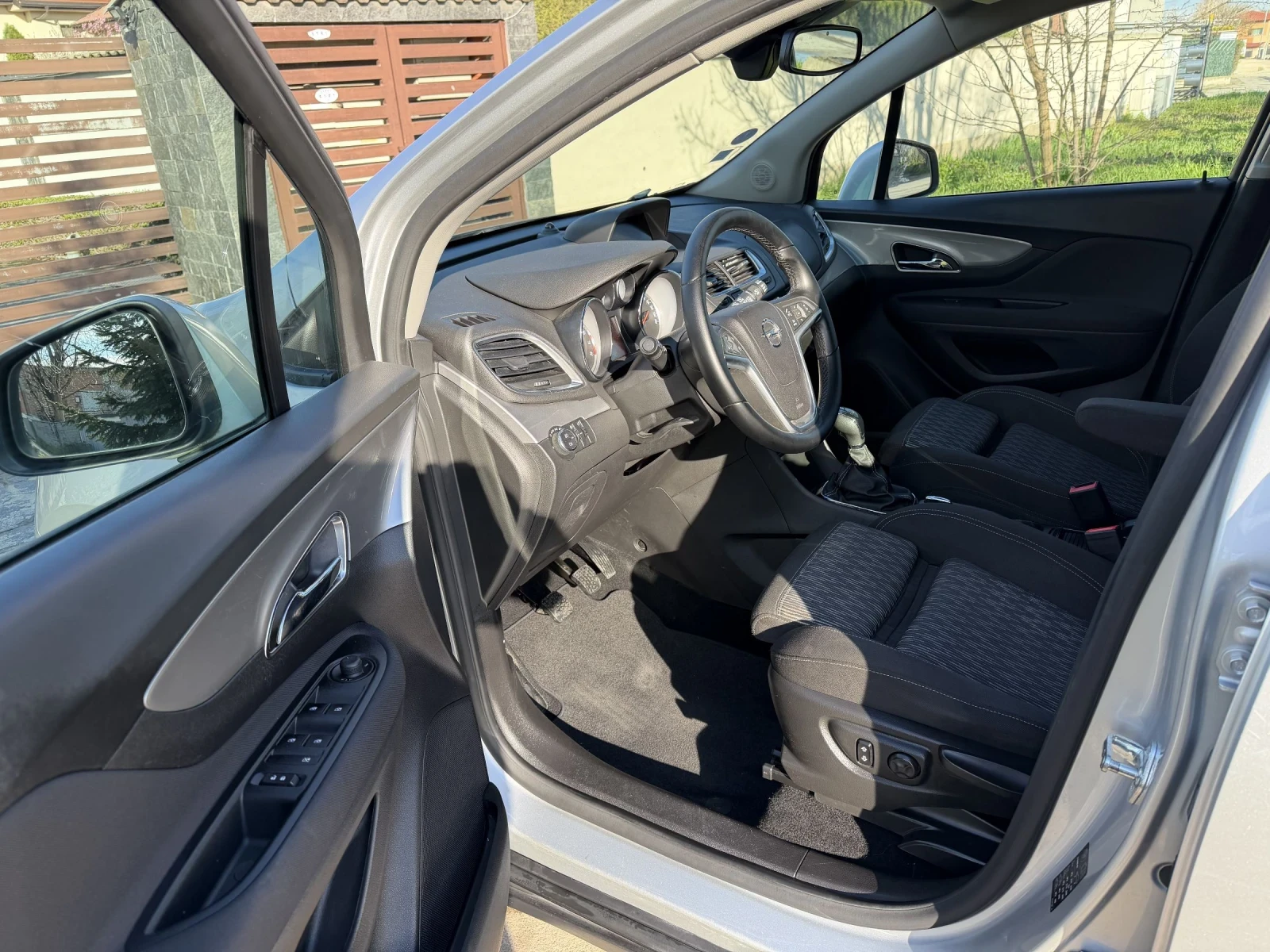 Opel Mokka 1.4 Turbo Edition ecoFlex, снимка 9 - Автомобили и джипове - 54009122