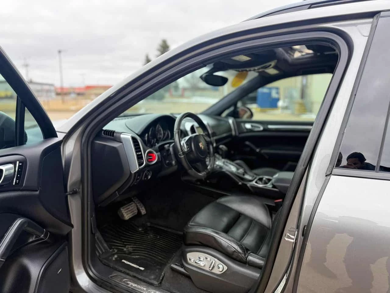 Porsche Cayenne GTS  CARFAX, снимка 6 - Автомобили и джипове - 54330675