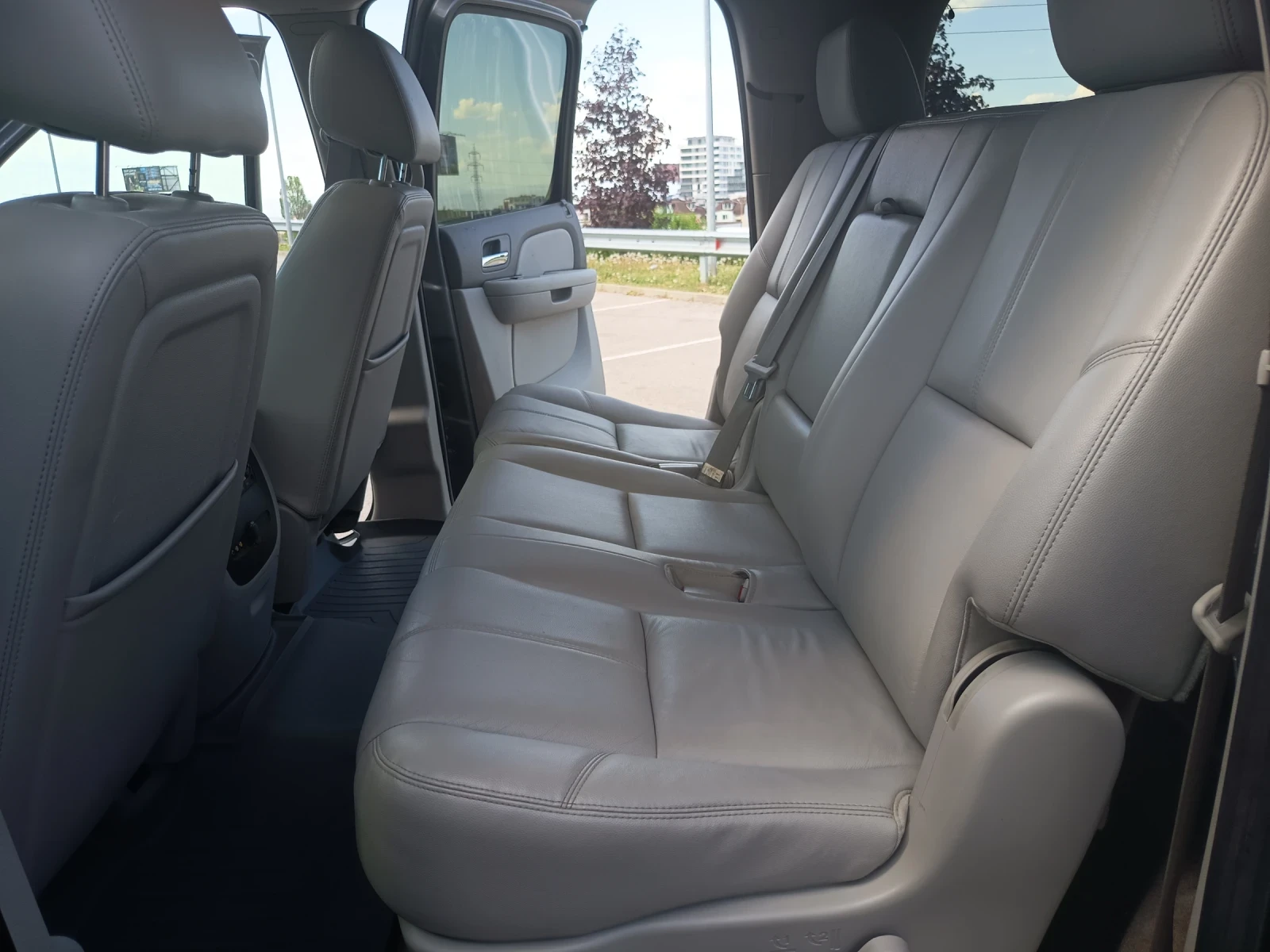 Chevrolet Suburban Z-71 DIFF LOCK, снимка 10 - Автомобили и джипове - 54444082