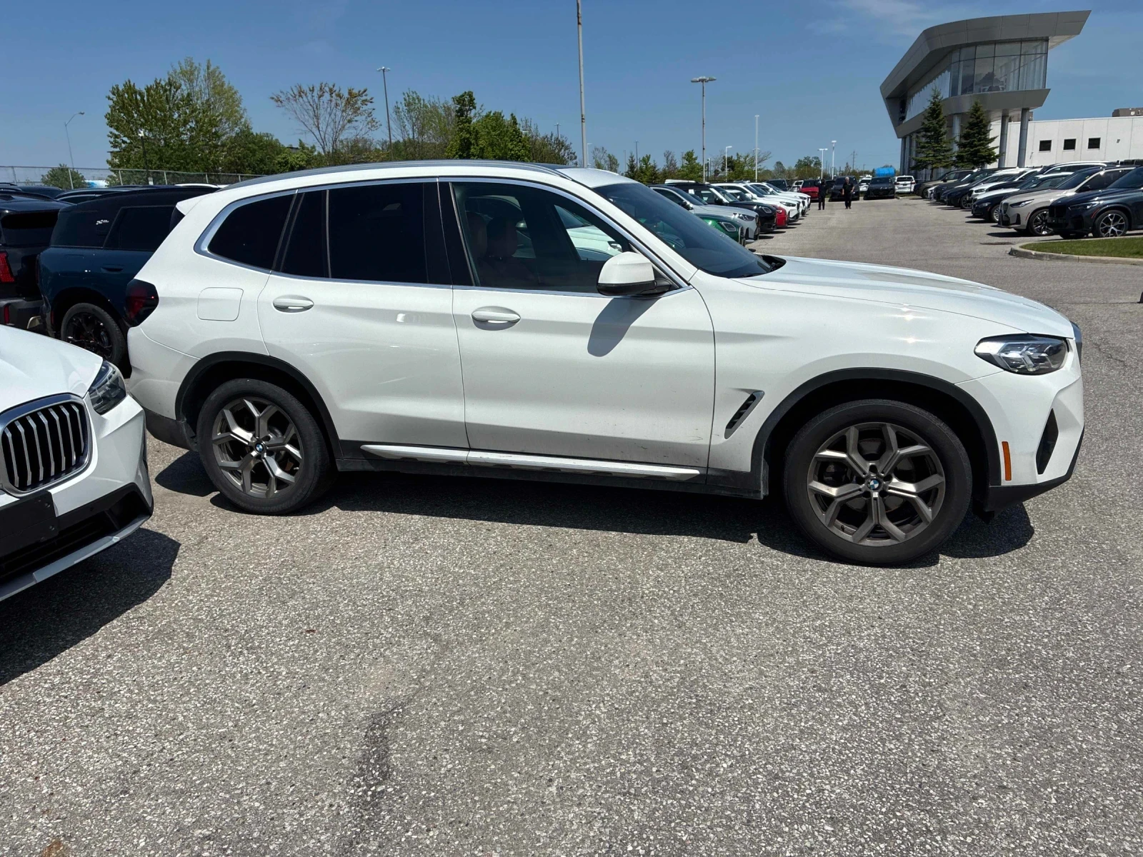 BMW X3 xDrive30i * ПОДГРЕВ * ПАНОРАМА * KEYLESS * CARFAX, снимка 3 - Автомобили и джипове - 54707859