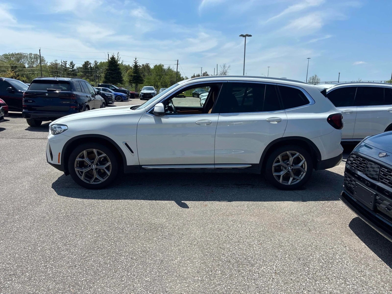 BMW X3 xDrive30i * ПОДГРЕВ * ПАНОРАМА * KEYLESS * CARFAX, снимка 2 - Автомобили и джипове - 54707859