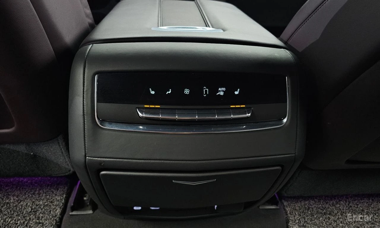 Cadillac Escalade 6.2* LUXURY* PLATINUM* FULL* ОБДУХВАНЕ* , снимка 16 - Автомобили и джипове - 55740401