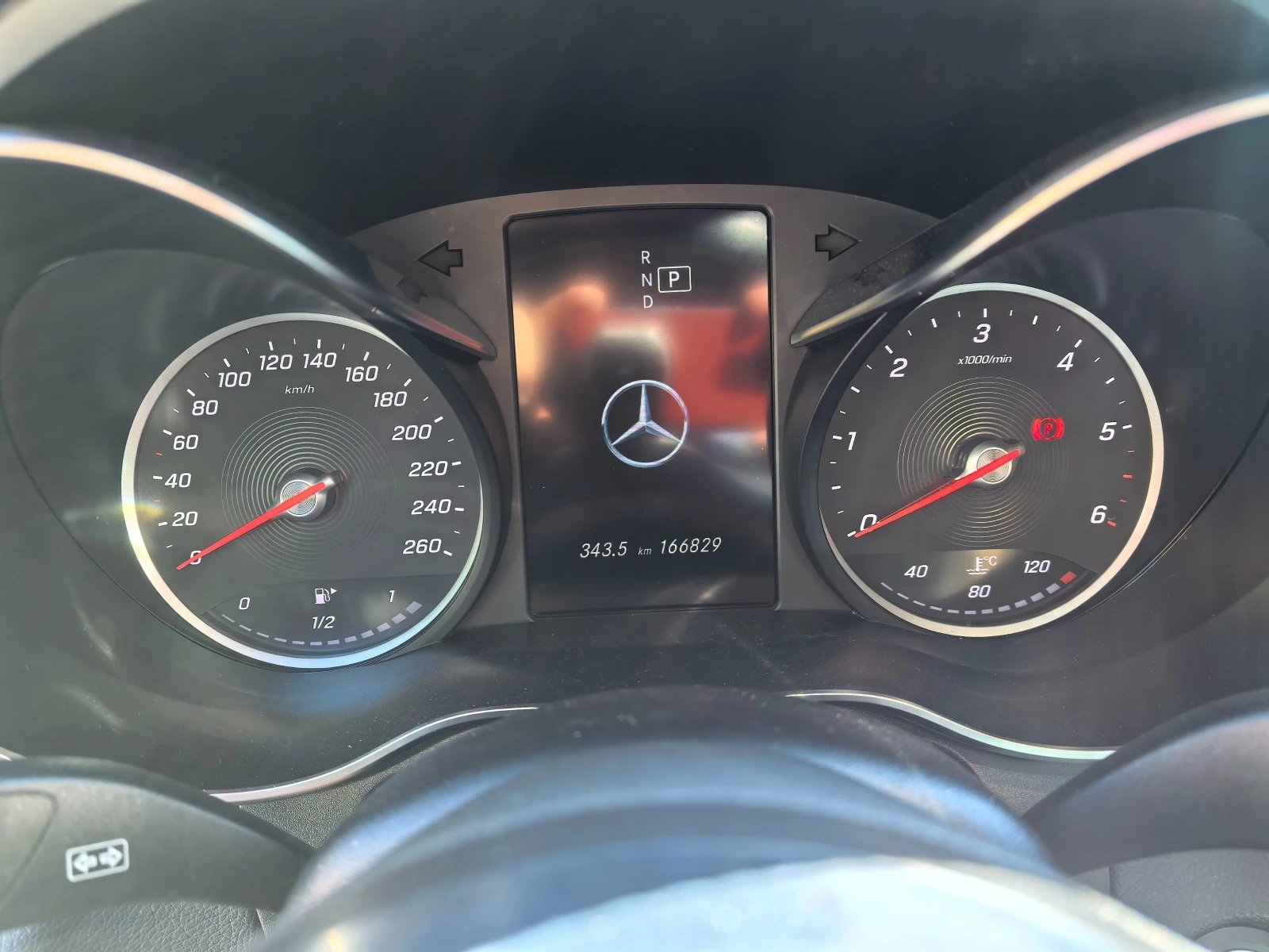 Mercedes-Benz GLC 220 4matic AMG, снимка 13 - Автомобили и джипове - 56021409
