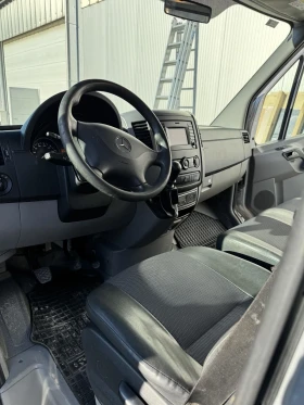 Mercedes-Benz Sprinter 319 6 цилиндъра, снимка 3