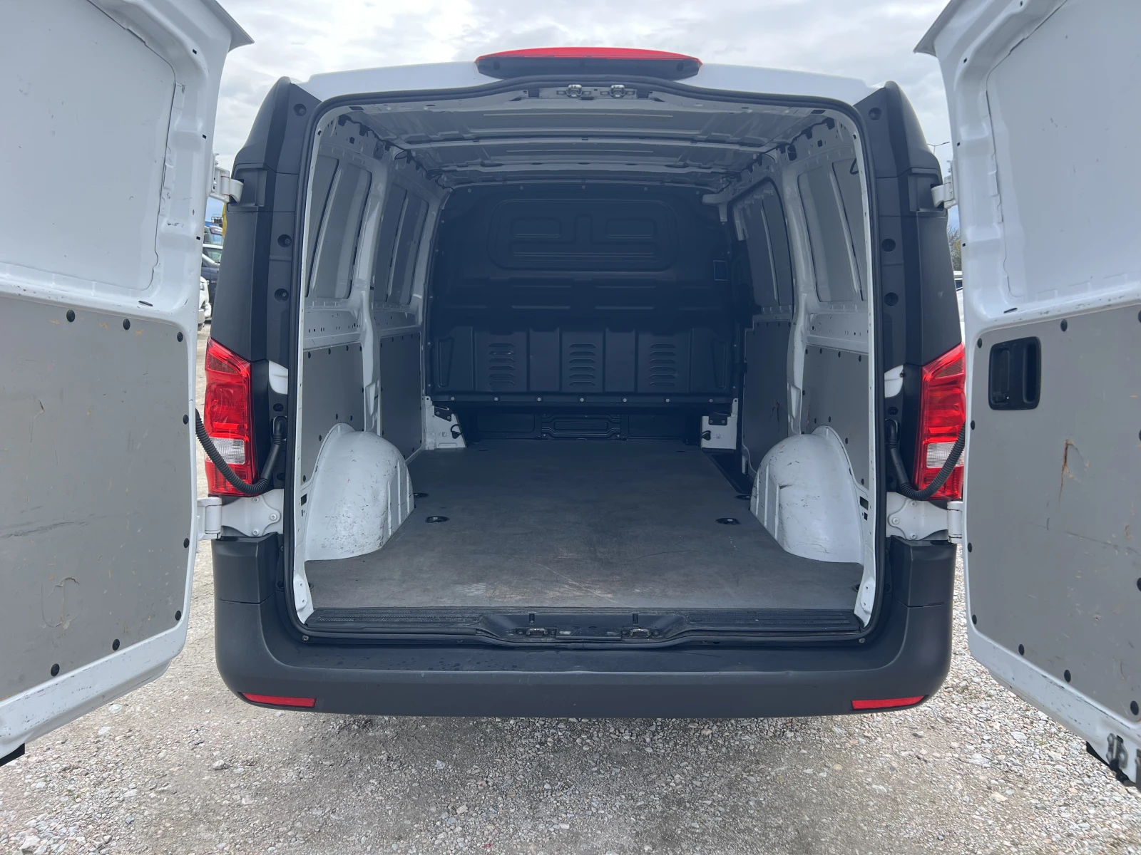 Mercedes-Benz Vito 115CDI-MAXI, 2-Броя, Клима, Нов внос - изображение 9