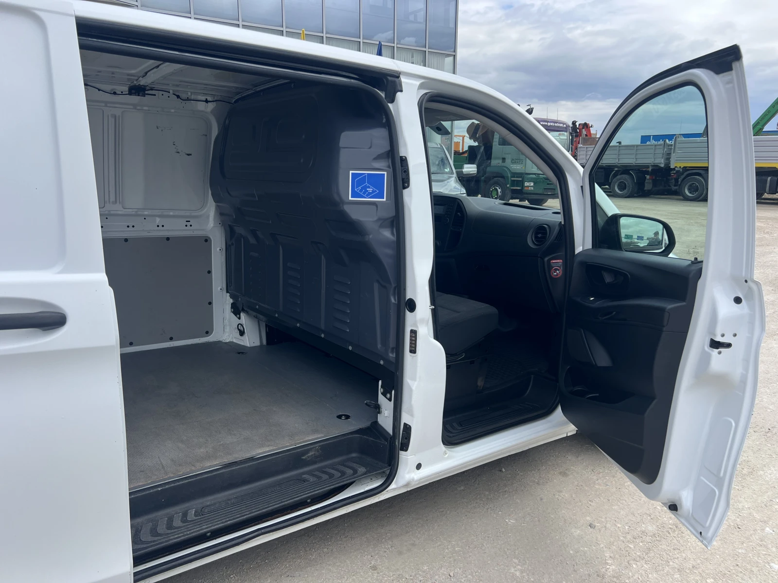 Mercedes-Benz Vito 115CDI-MAXI, 2-Броя, Клима, Нов внос - изображение 8