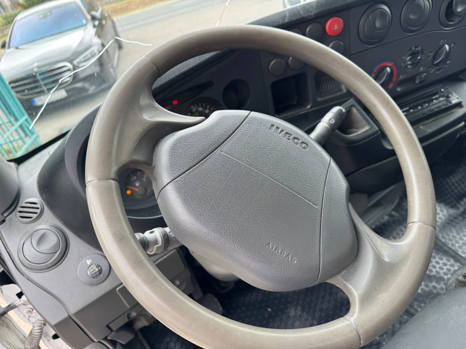 Iveco Daily 35C15* Тристранен самосвал - изображение 5