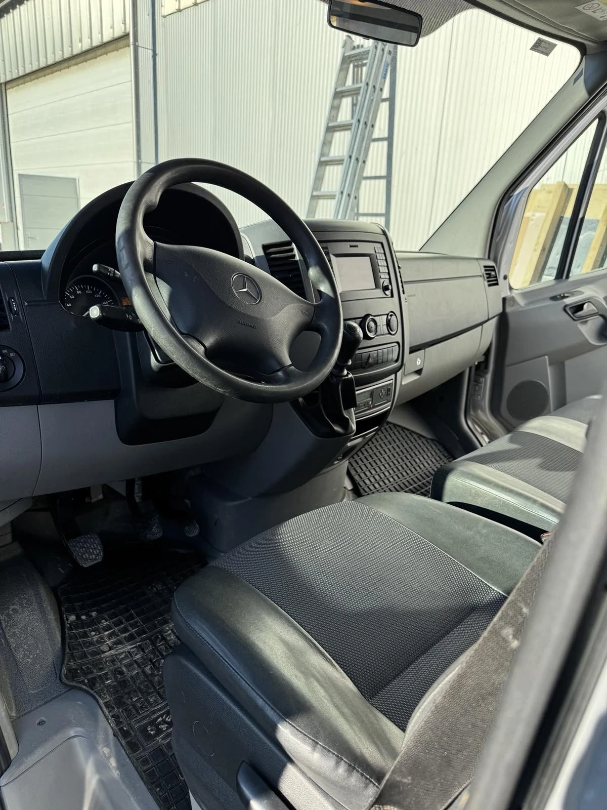 Mercedes-Benz Sprinter 319 6 цилиндъра - изображение 3
