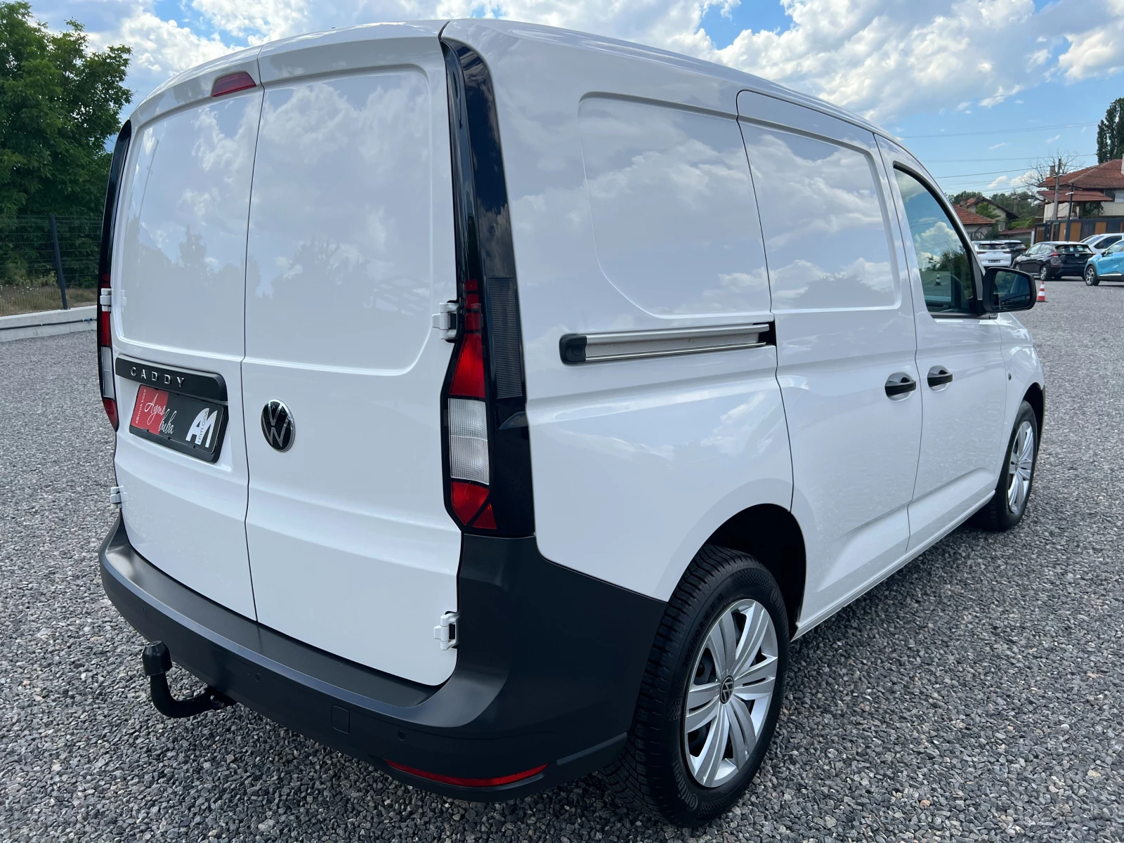 VW Caddy 2.0TDI 166939км./ДВЕ СТРАНИЧНИ ВРАТИ/ТОП СЪСТОЯНИЕ, снимка 4 - Бусове и автобуси - 54916119