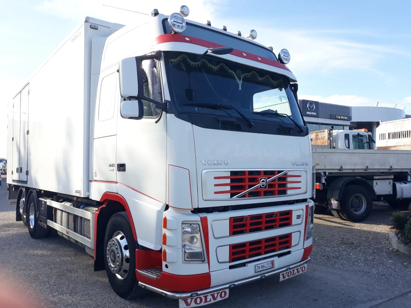 Volvo Fh ХЛАДИЛЕН, снимка 10 - Камиони - 47579720