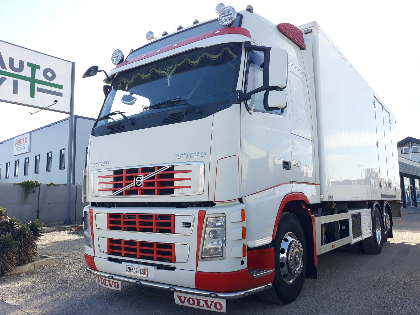 Volvo Fh ХЛАДИЛЕН, снимка 1