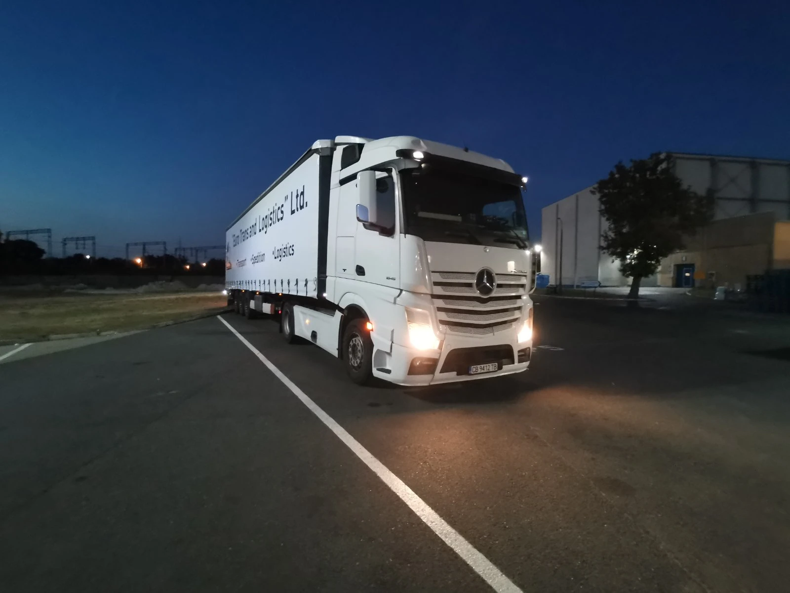 Mercedes-Benz Actros 1845 - изображение 3