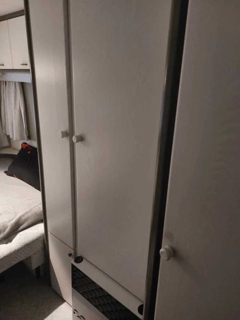 Каравана Hobby 510, снимка 16 - Каравани и кемпери - 53422420