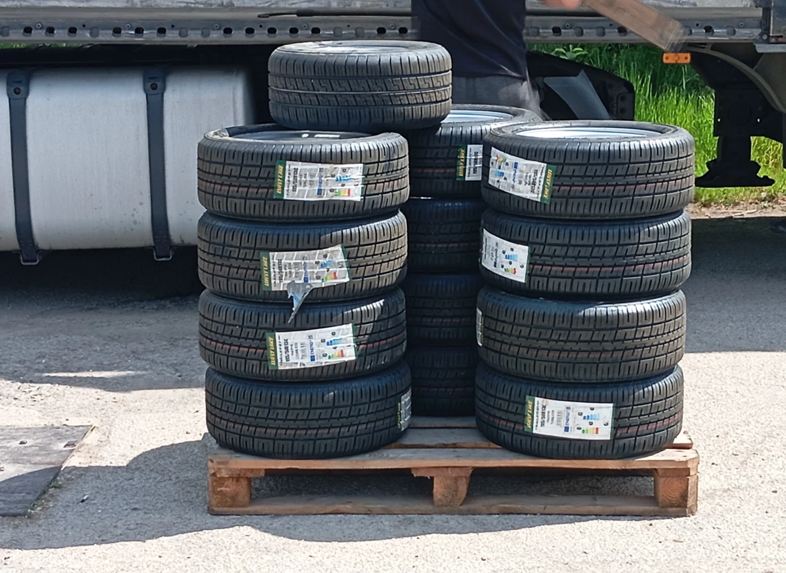 Гуми с джанти Други 195/50R13, снимка 16 - Гуми и джанти - 46309433