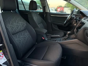 Skoda Octavia 2.0TDI Нави Подгрев Дистр ЛаинАсист Блиндспот, снимка 10