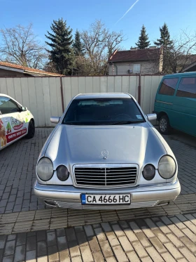 Mercedes-Benz E 200 Avantgarde, снимка 1