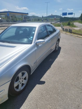 Обява за продажба на Mercedes-Benz E 220 ~5 200 лв. - изображение 4