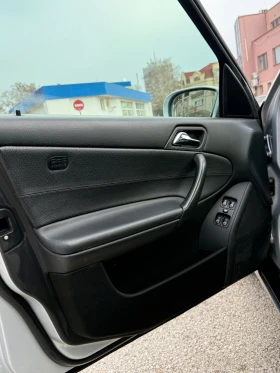 Mercedes-Benz C 270 C-220 НОВ ВНОС klima podgrev - 3000 € / 5867.49 лв. - 55222303 12