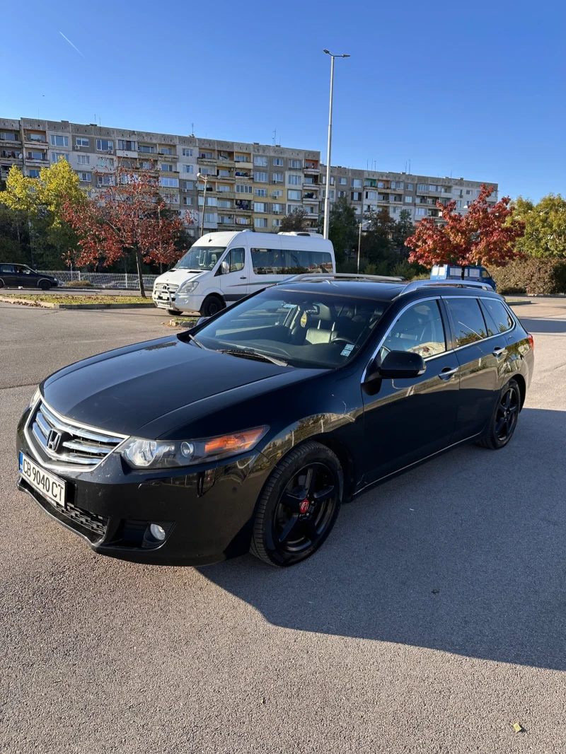 Honda Accord 2.0i Executive, снимка 1 - Автомобили и джипове - 48032625