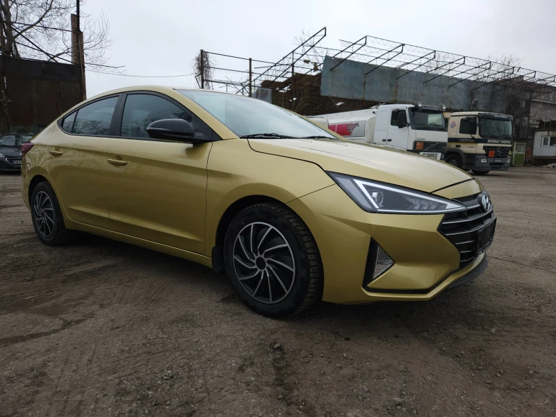 Hyundai Elantra 2.0 16v, снимка 6 - Автомобили и джипове - 49400047