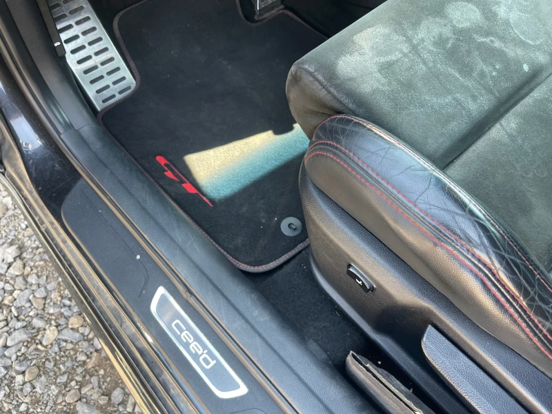 Kia Ceed GT 1.6 Turbo GDI , снимка 7 - Автомобили и джипове - 52483641