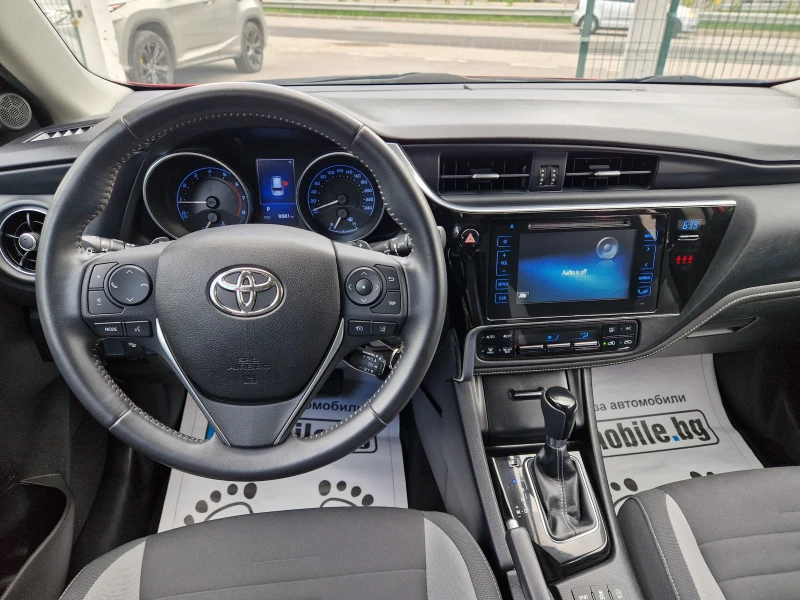 Toyota Auris, снимка 9 - Автомобили и джипове - 50449142