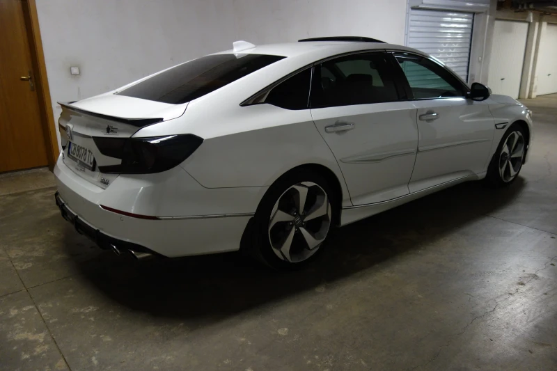 Honda Accord 2.0T Touring, снимка 5 - Автомобили и джипове - 51267849