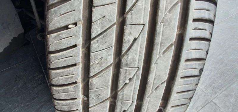 Peugeot 2008 1.6е-HDI ALLURE, снимка 13 - Автомобили и джипове - 51205619