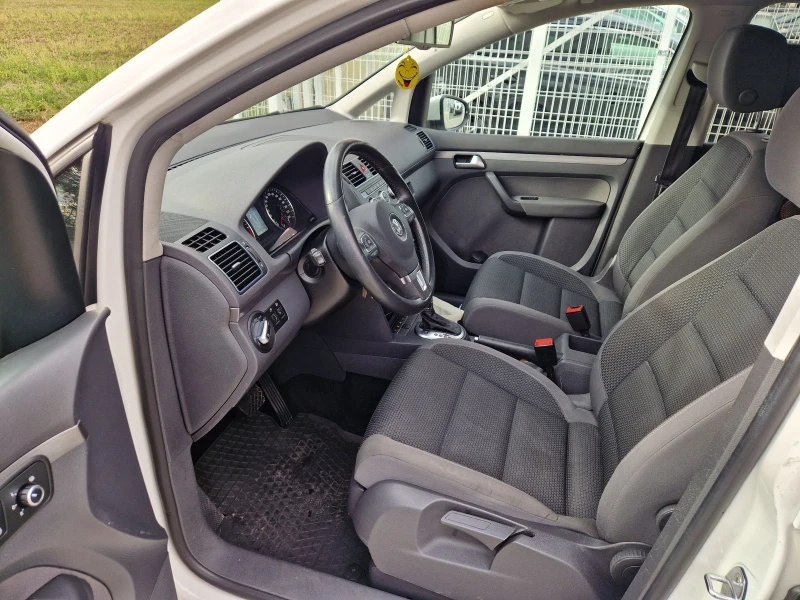 VW Touran 2.0TDI DSG , снимка 8 - Автомобили и джипове - 52011292