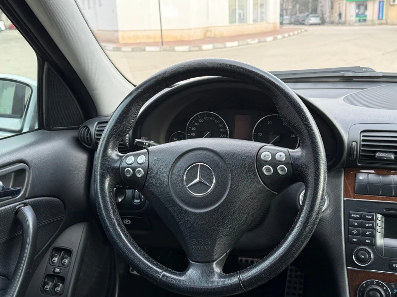Mercedes-Benz C 270 C-220 НОВ ВНОС klima podgrev, снимка 8 - Автомобили и джипове - 53299262