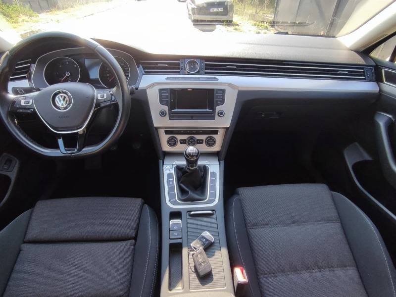 VW Passat 2.0TDI-150kc-6ck-EXECUTIVE-HIGHLINE-BMT, снимка 8 - Автомобили и джипове - 52534788