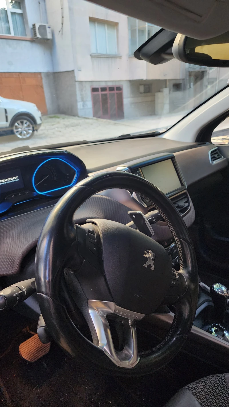 Peugeot 2008, снимка 9 - Автомобили и джипове - 53005445