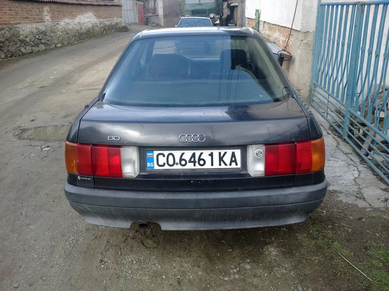 Audi 80 1.8, снимка 1 - Автомобили и джипове - 47396213