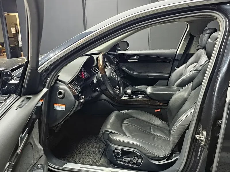 Audi A8 3.0 TDI Quattro, снимка 10 - Автомобили и джипове - 54564915