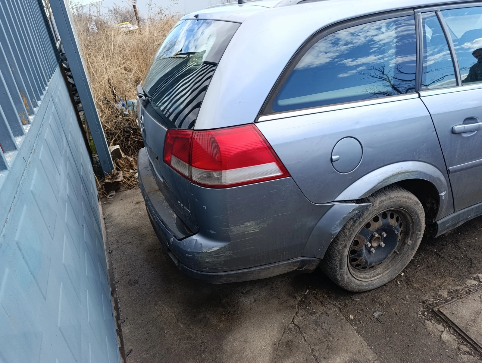 Opel Vectra 2.2DTI, снимка 1