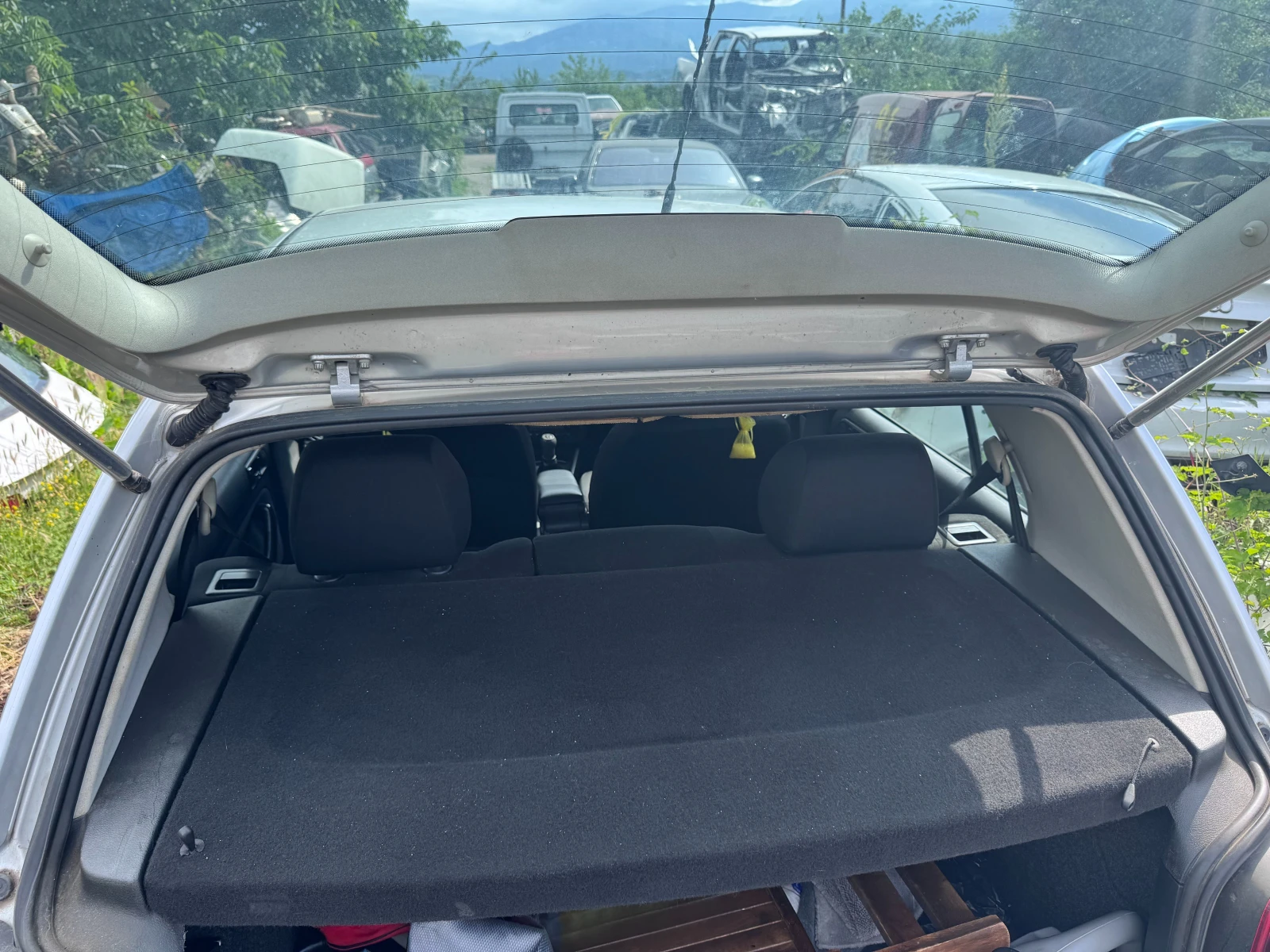 VW Golf 1.8T, 1.4i, 1.6i, снимка 13 - Автомобили и джипове - 51718446