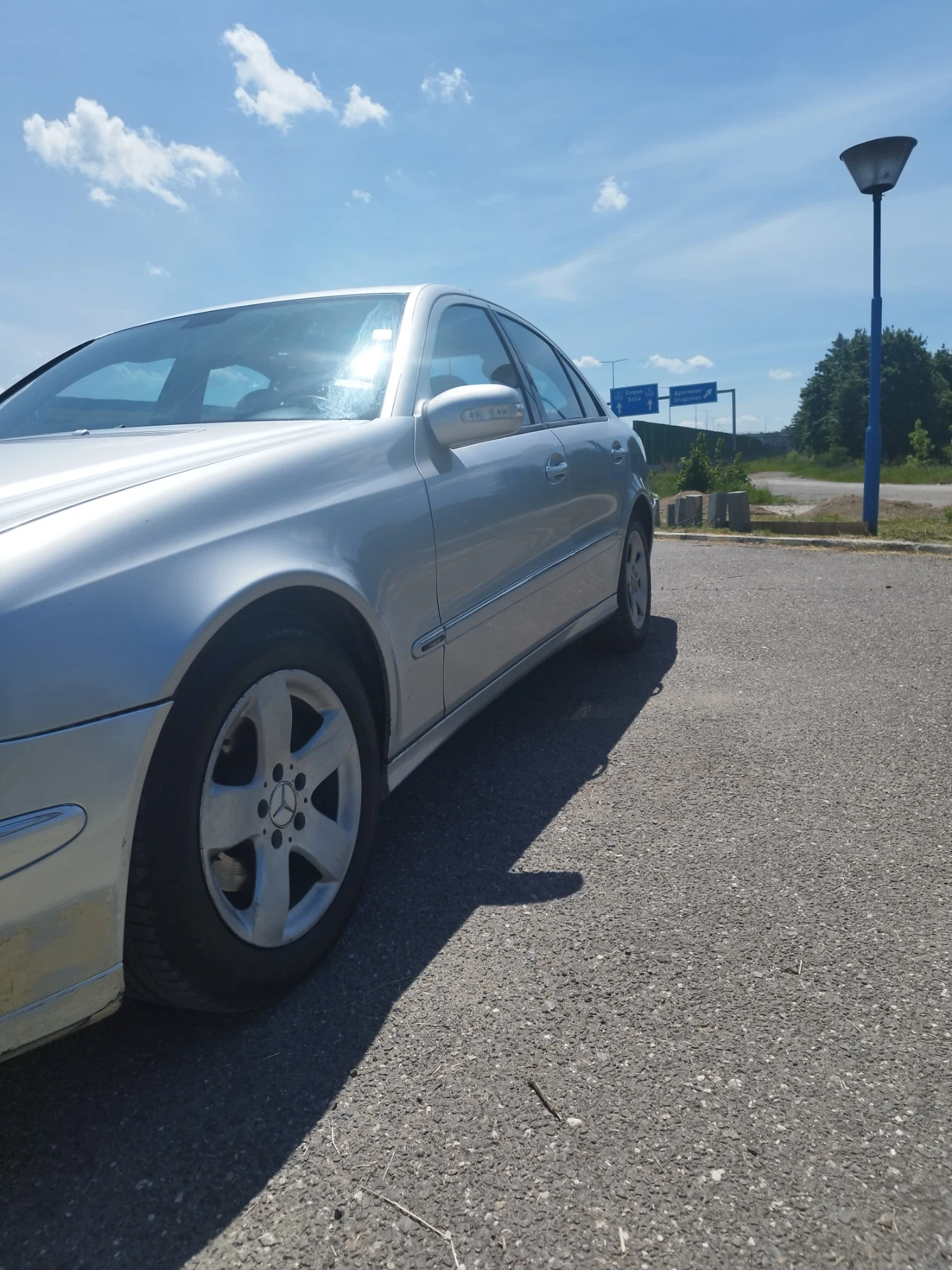 Mercedes-Benz E 220  - изображение 4