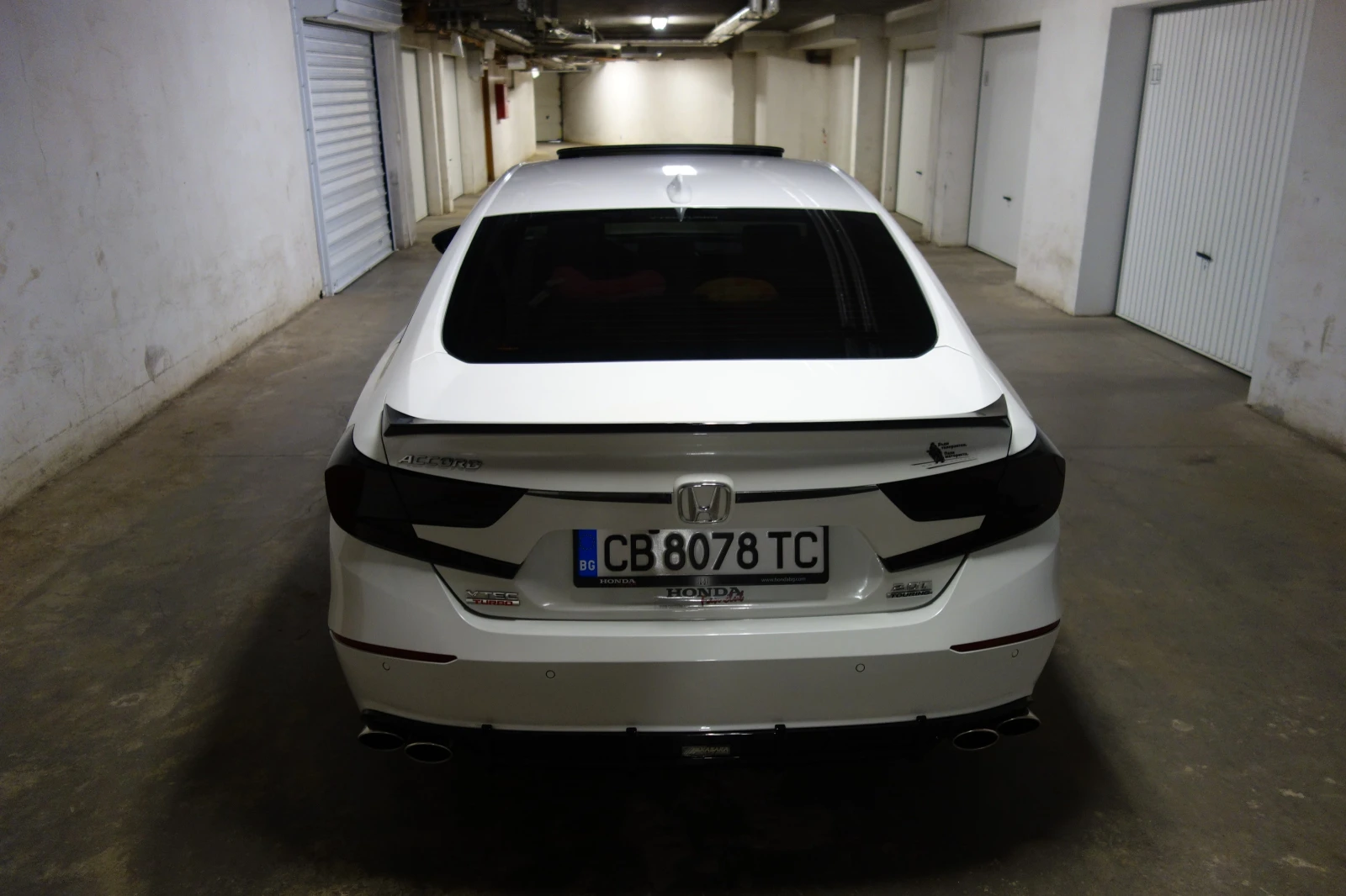 Honda Accord 2.0T Touring - изображение 6