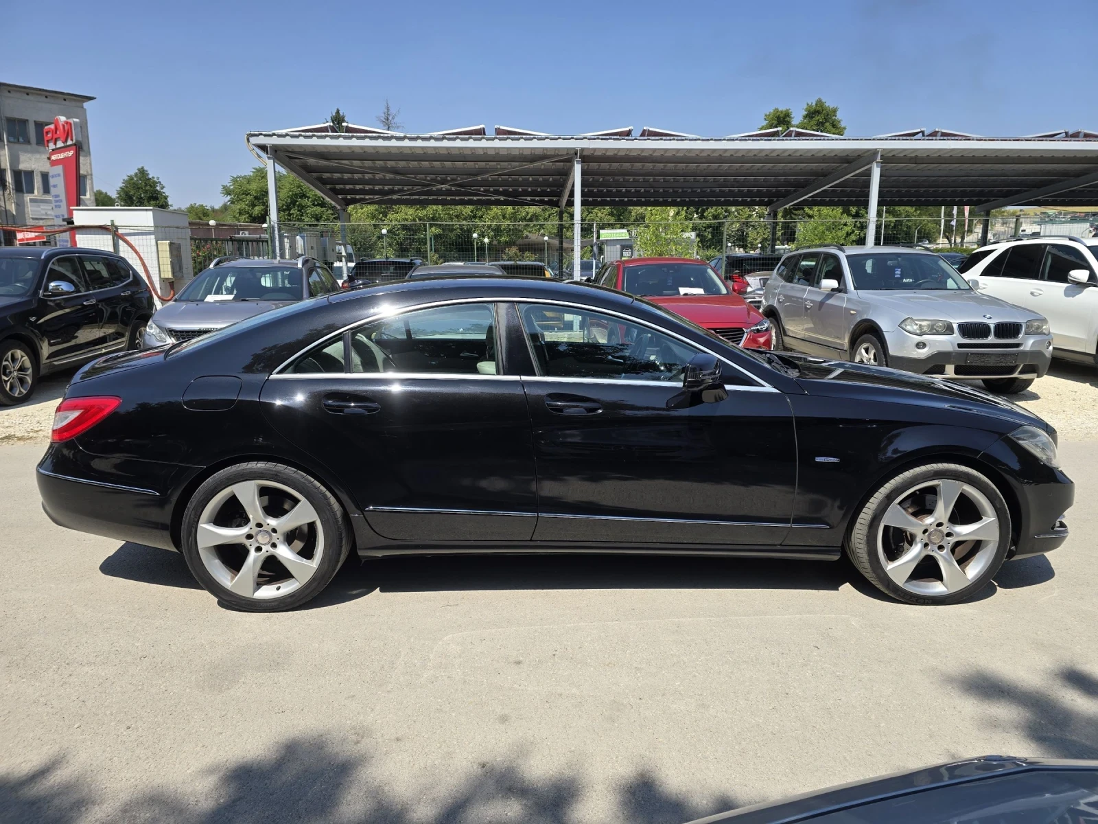 Mercedes-Benz CLS 350 CDI 265к.с 4MATIC Топ състояние  - изображение 8
