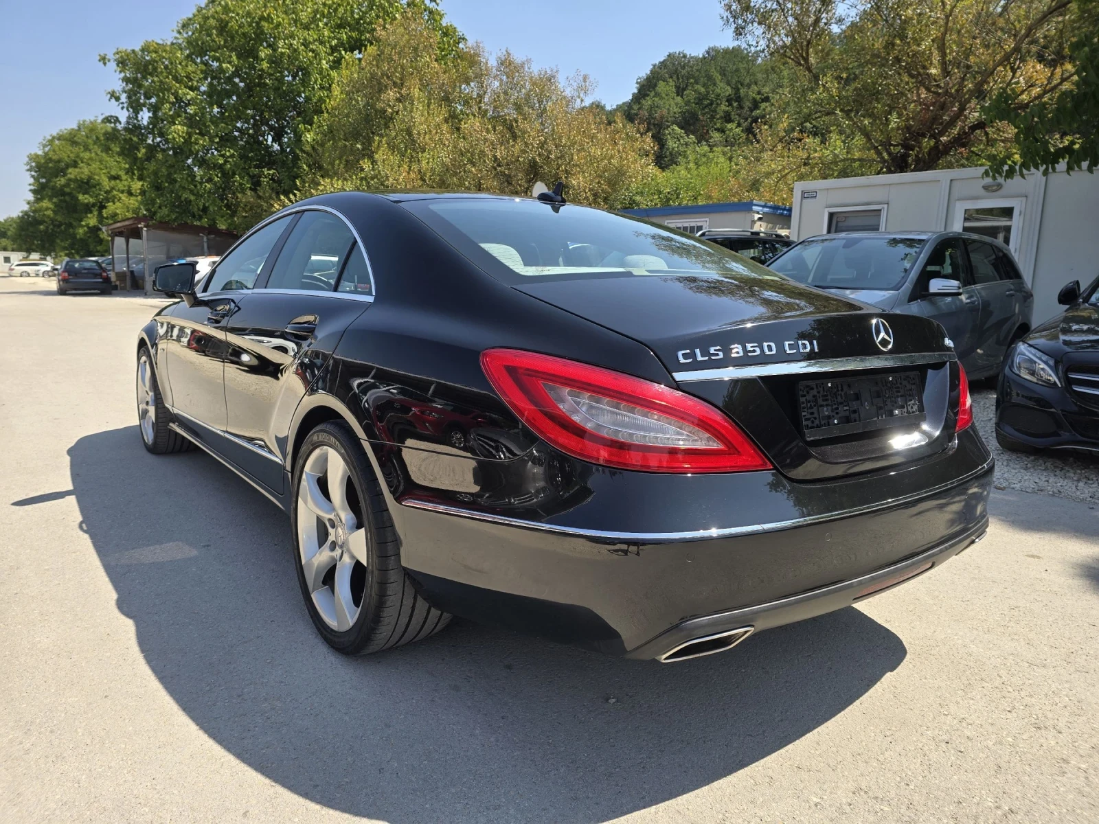 Mercedes-Benz CLS 350 CDI 265к.с 4MATIC Топ състояние  - изображение 3