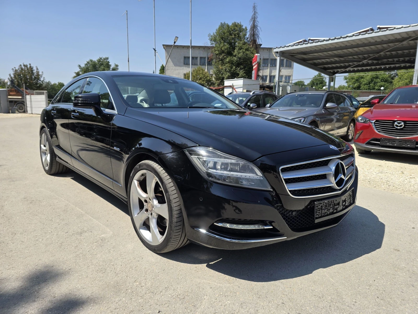Mercedes-Benz CLS 350 CDI 265к.с 4MATIC Топ състояние  - изображение 2