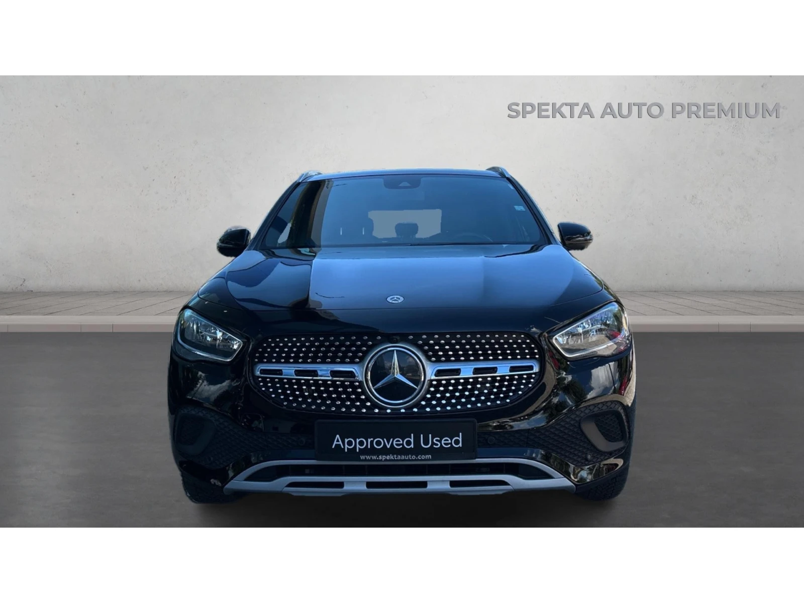 Mercedes-Benz GLA 180 Месечна вноска от 628 лв. - изображение 8