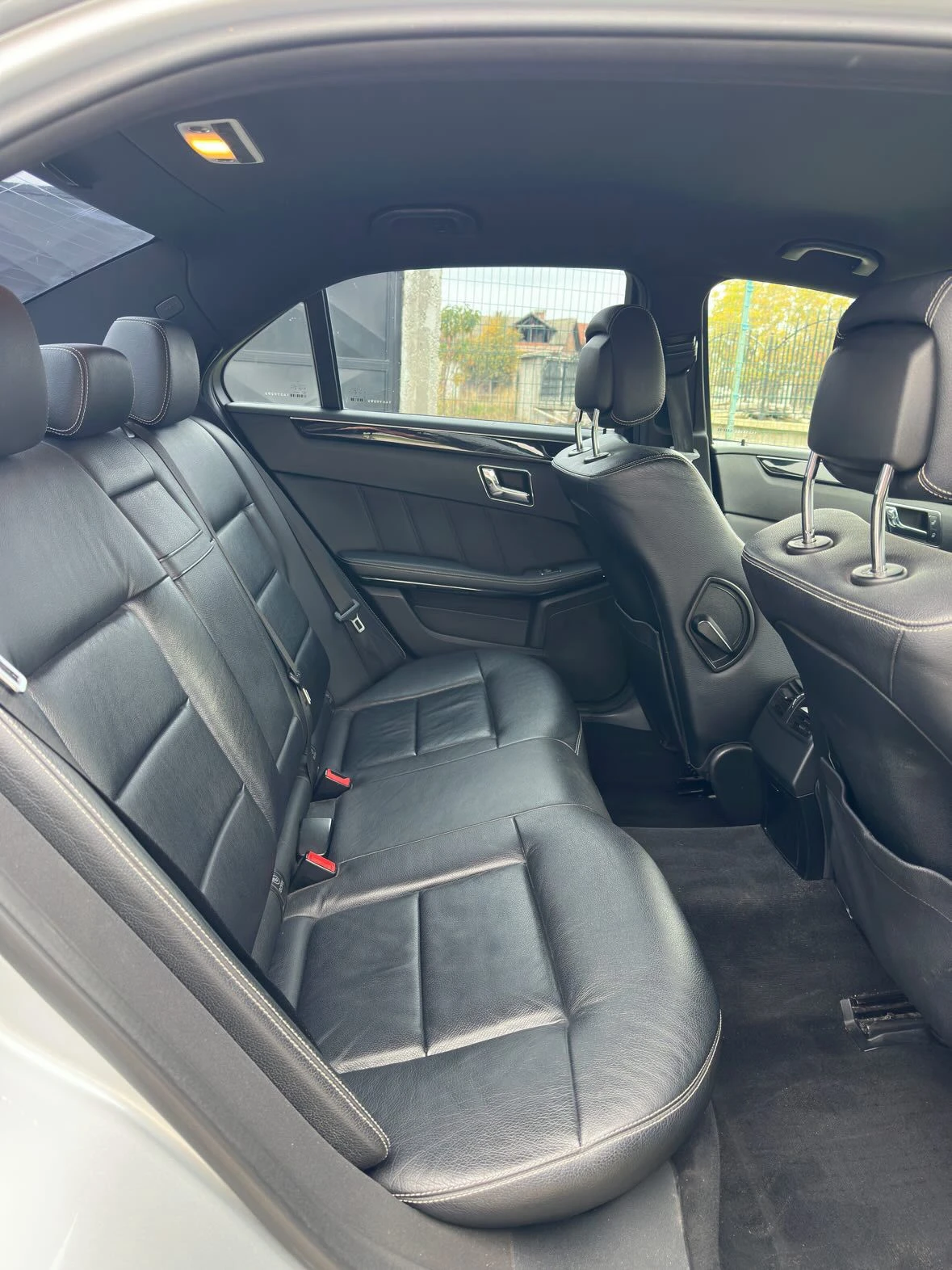 Mercedes-Benz E 350  Avantgrde, AMG   | Mobile.bg   11