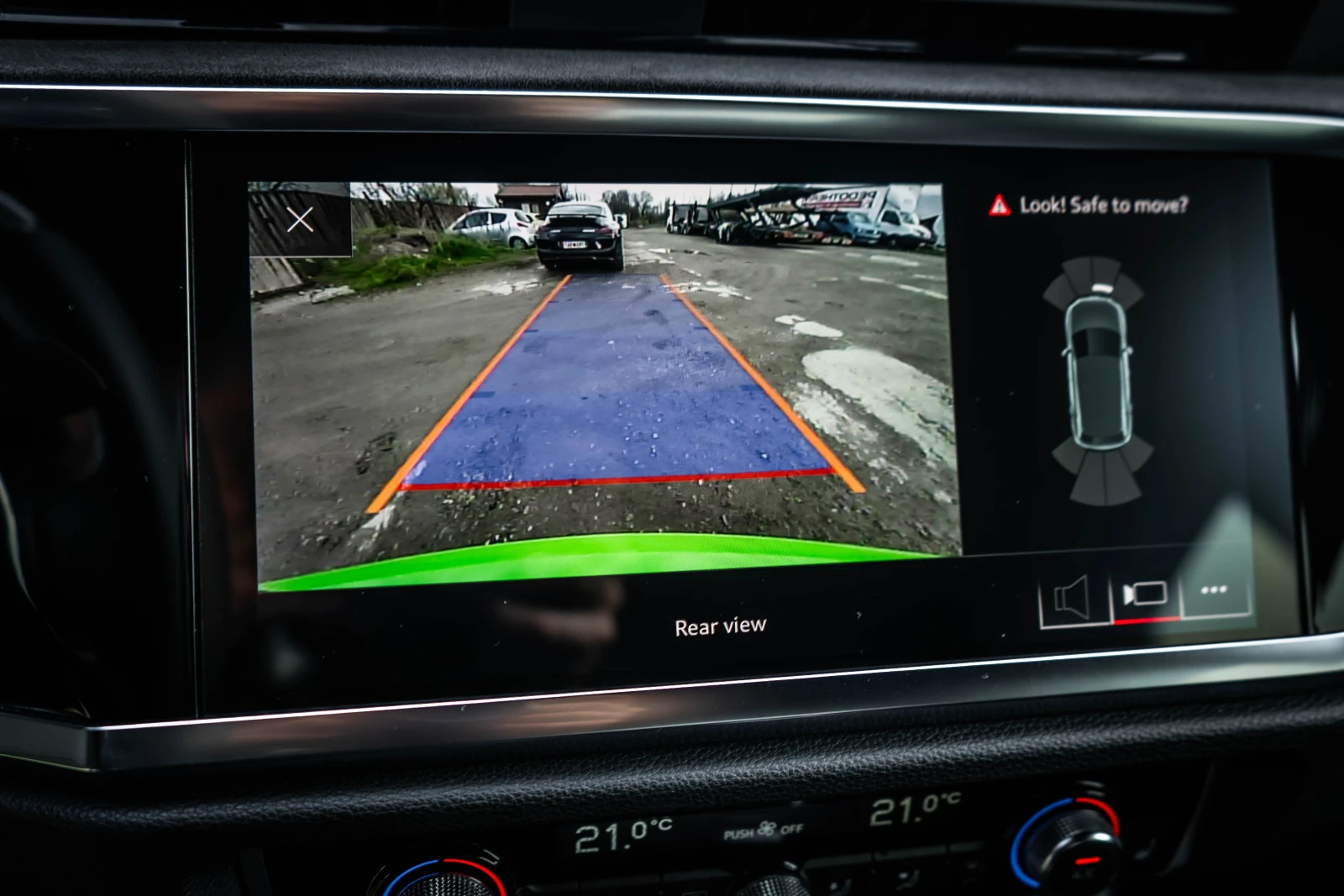 Audi RSQ3 | Mobile.bg   14