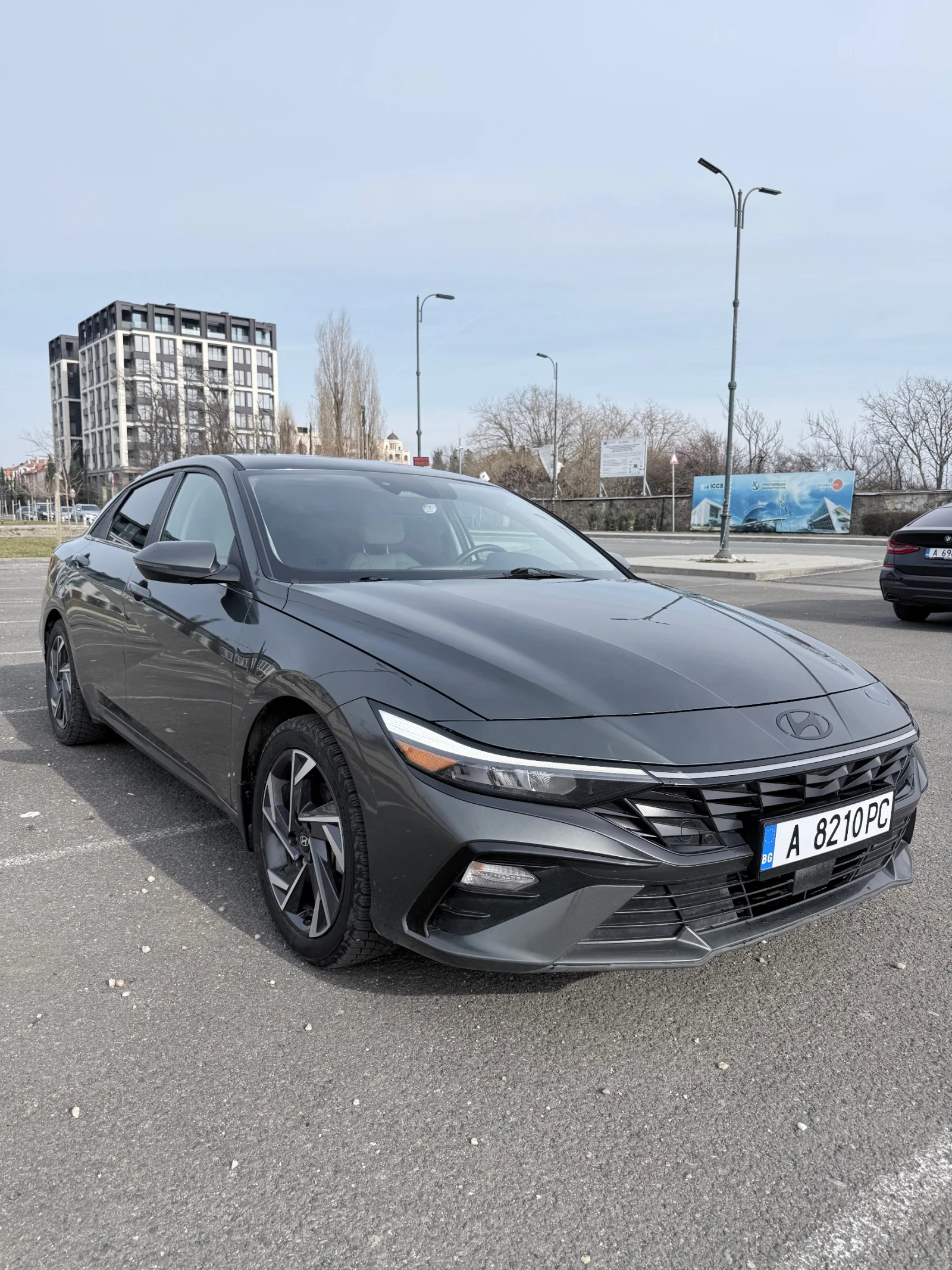 Hyundai Elantra 1.6 Hybrid Luxury , снимка 2 - Автомобили и джипове - 53728265