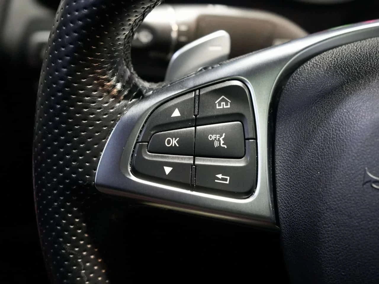 Mercedes-Benz C 300 * KEYLESS * SUNROOF * 360 * ������� *  | Mobile.bg � ����������� 11