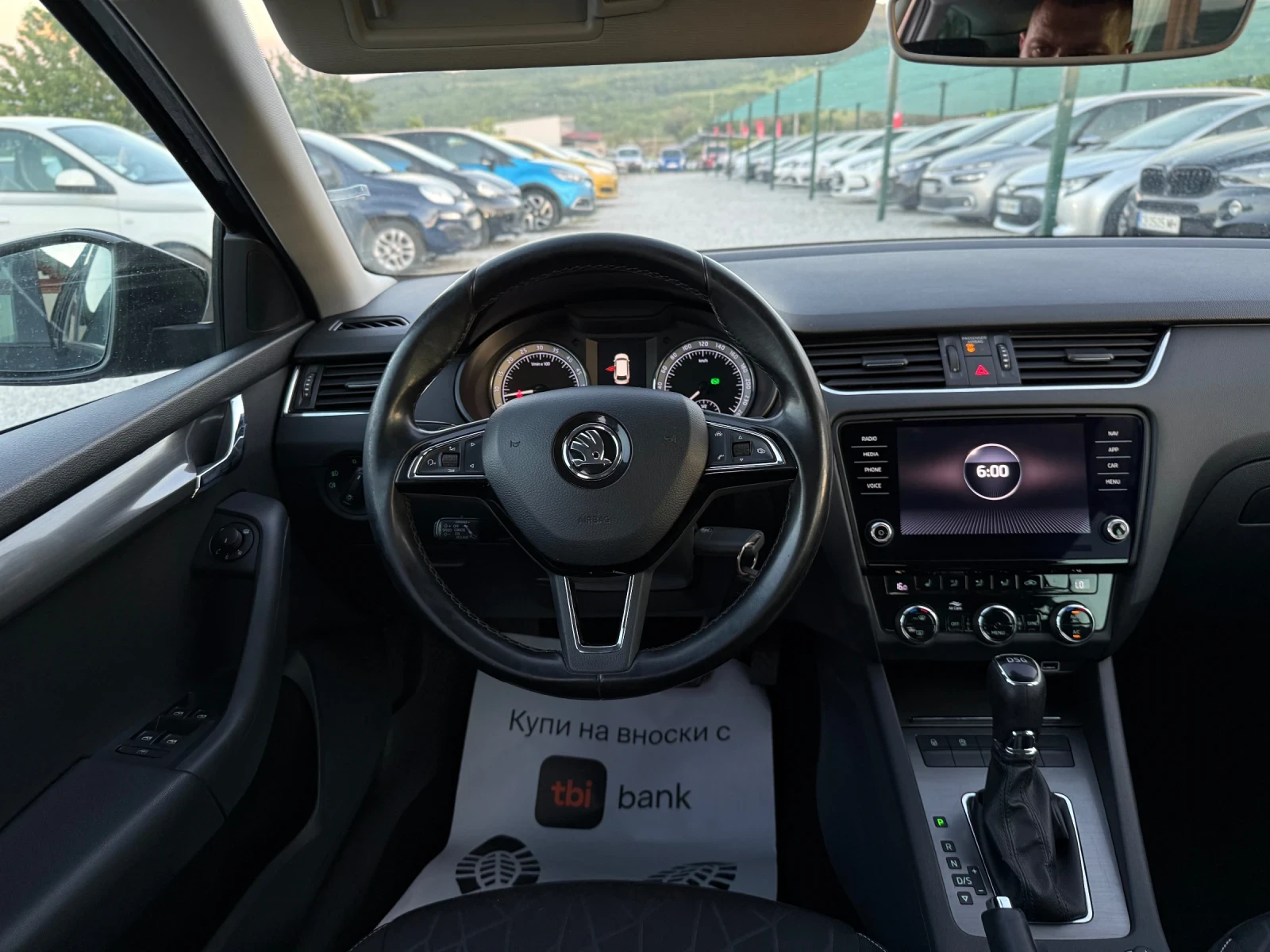 Skoda Octavia 2.0TDI Нави Подгрев Дистр ЛаинАсист Блиндспот, снимка 12 - Автомобили и джипове - 54697737