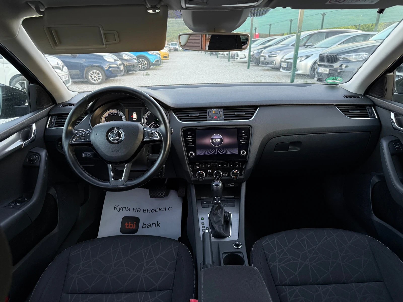 Skoda Octavia 2.0TDI Нави Подгрев Дистр ЛаинАсист Блиндспот, снимка 11 - Автомобили и джипове - 54697737
