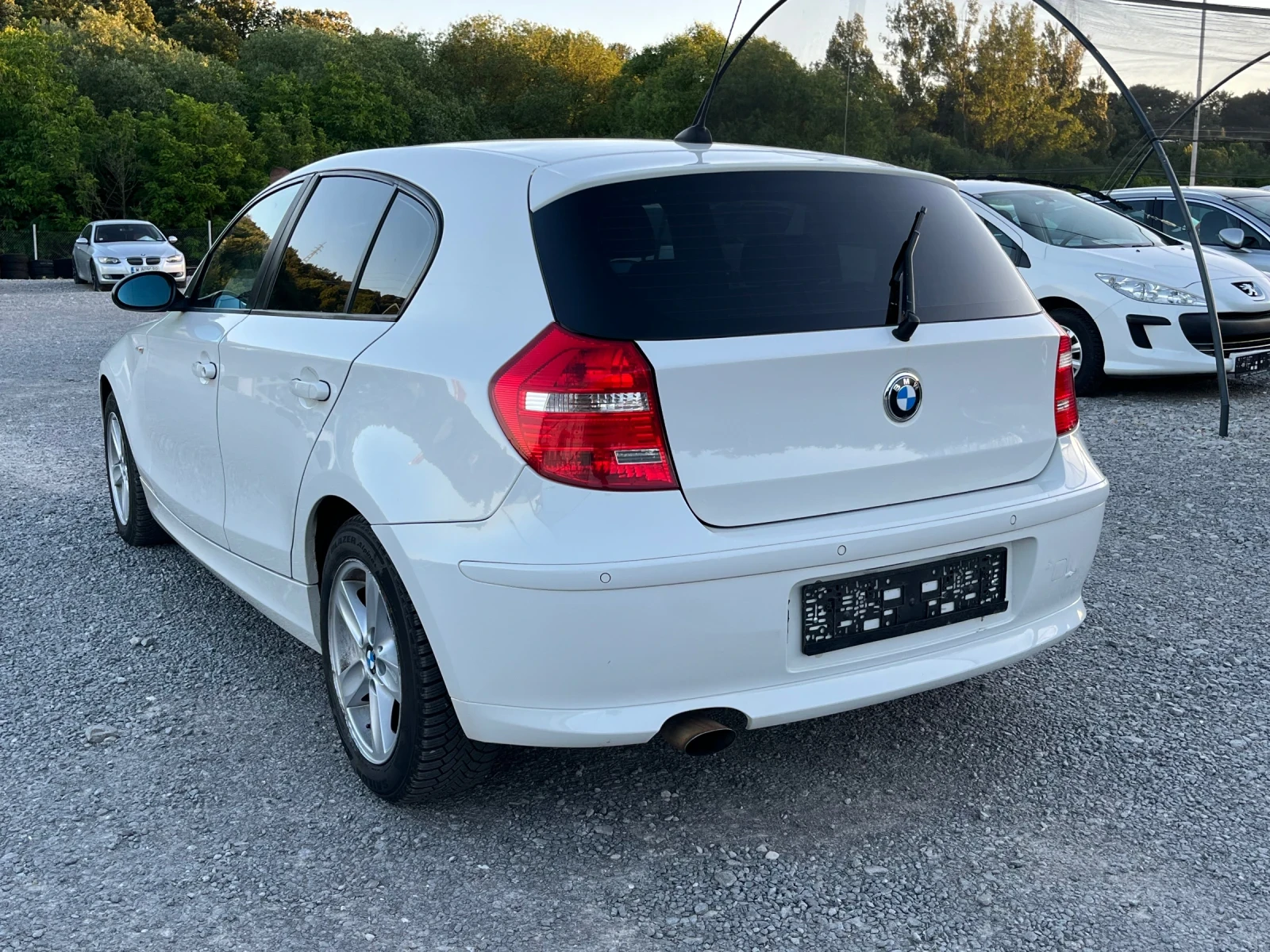 BMW 118 D, снимка 4 - Автомобили и джипове - 54730280